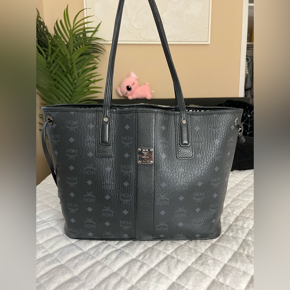 MCM Medium Liz Reversible Shopper